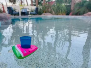 Oasis 3 Beds House Heated Pool/jacuzzi - Image 2