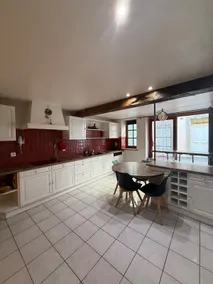 House with private hot tub and quiet & relaxing terrace - Image 5