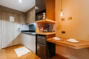 Premium King Studio at FAME Residences with Free Parking Pool MRT EDSA - Image 3