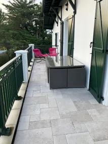 Apartment in a Basque house with garden - Image 4