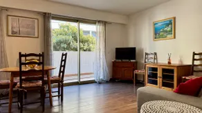 Between City and Sea: Your Bright Retreat - Image 4