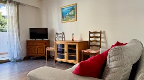 Between City and Sea: Your Bright Retreat - Image 5