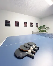 Entire 2800sfHome• KingBD•Pingpong•Recliner•Office - Image 4