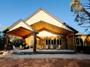 Secluded East Zion Retreat | Hot Tub + Cold Plunge - Image 5