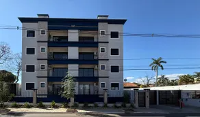 Flat 103: Central Location, Modern and Cozy - Image 2