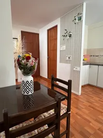 Romantic Jacuzzi apartment, near the airport - Image 4