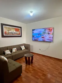 Romantic Jacuzzi apartment, near the airport - Image 3