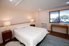 1BR | 1BA w/ Iconic Bay Views - Image 2