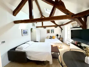 Space, light, comfort · Loft #7 – Casa Londono - Image 3