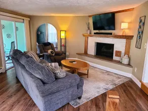 Stylish 3BR Near Cayuga & Wineries - Image 2