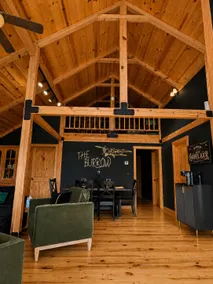 Riverfront+Jacuzzi+Fireplace+6Bed+3Bath+Bar+BBQ - Image 4