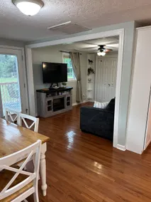 Mountain View Farmhouse - Image 2