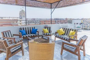 Spacious Chic 3 Bed. Arabic Rooftop Terrace. Wow! - Image 5
