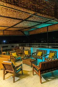 Spacious Chic 3 Bed. Arabic Rooftop Terrace. Wow! - Image 2