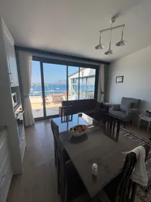 A peaceful home in the heart of the harbor - Image 4