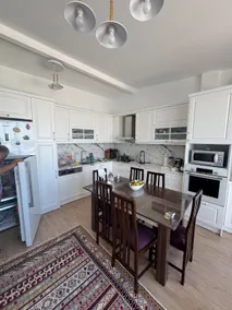 A peaceful home in the heart of the harbor - Image 5