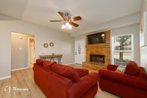 Rex Ranch | Dino Retreat | King Bed | Sleeps 6 - Image 4