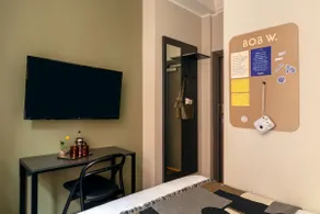 Cozy Room: Your Snug Spot in Historic Gamla Stan - Image 3