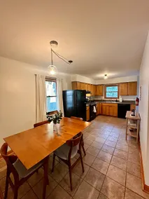 Cozy Modern 2BR Near OSU Campus • Dog Friendly - Image 4
