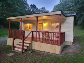 Fiddlers Lake Cabin Galax Fishing New River Trail - Image 2
