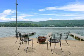 Lakefront | Dock • Kayaks • Fire Pit • Sleeps 10 - Image 5