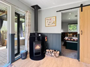 Robins Nest Lodge - Image 4