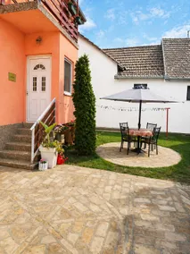 House of the Amazons - Image 2