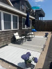 Beautiful Beach House with Large Swimming Pool in Ocean Beach - Image 4