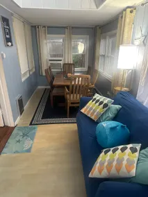 Beautiful Beach House with Large Swimming Pool in Ocean Beach - Image 5