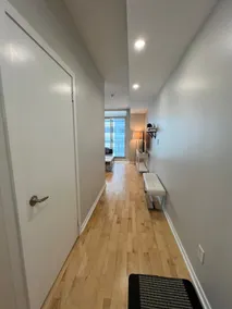 Cozy luxury 1 Bedroom & Office Maple Leaf Square - Image 4