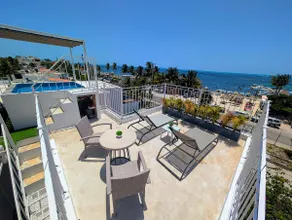Beachfront Rooftop Private Pool Duplex | Oceanview - Image 4