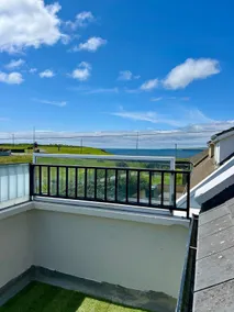 Luxury Oceanside Getaway - Image 3