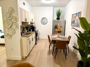 Charming Refuge in Miami - Image 3