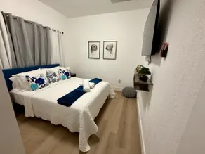 Charming Refuge in Miami - Image 5