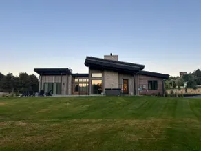 Modern Huntsville Home 6 bedrooms, 12 beds - Image 3