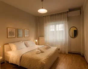 Emerald House - Image 2