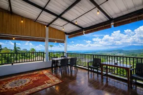 Villa Trawas Bandungan View of Lake & 7 Mountains - Image 5