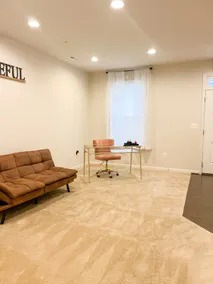 Modern 4-Story Townhome Retreat Minutes From DC - Image 3
