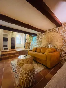 Unique and romantic duplex, 15 minutes from Monaco - Image 4