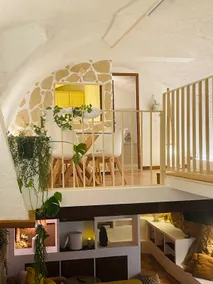 Unique and romantic duplex, 15 minutes from Monaco - Image 3