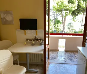 Delightful Apartment Vasto Marina ”the nest by the sea” - Image 4