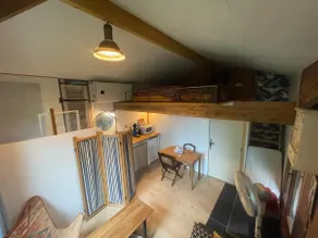cabin at the bottom of the garden - Image 4