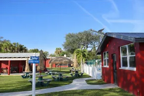 Waterfront Hideaway - Meadowlark - Image 2
