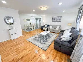 Luxury 3BR/2BA Apartment- w/Park-Near NYC, JFK&EWR - Image 2