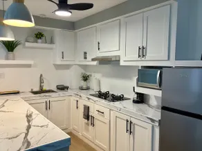 Modern Airport Front Apartment #1 - Image 3