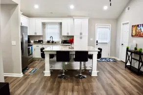 Modern & Cozy Home Near Atlanta - Image 2