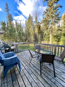 Serene Candle Lake Getaway on Golf Course - Image 3