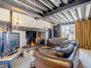 Town Farm House - Image 2