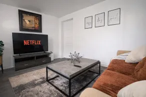 Rehoboth: Cozy 1BR | Sofa Bed | Near YUL - Image 2