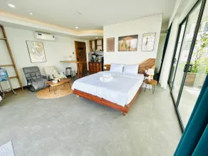 Honeymoon Sweet | River View • Bathtub • Balcony - Image 2